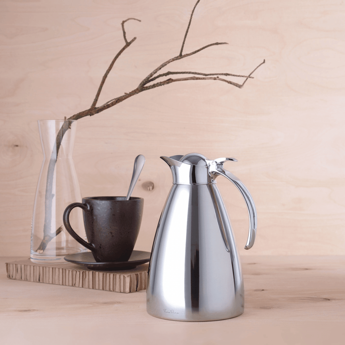 Cana termos 1.5 Litri, corp inox elegant, Hendi, pereti dubli, maner si capac metal cromat