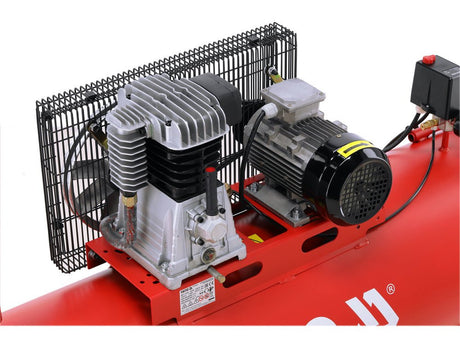 COMPRESOR ULEI CU CUREA YATO YT - 23321 , 400V , 200L ,3.0CP , 1100 rpm ,360 l/min YATO - scule electrice si unelte profesionale - BricoMart
