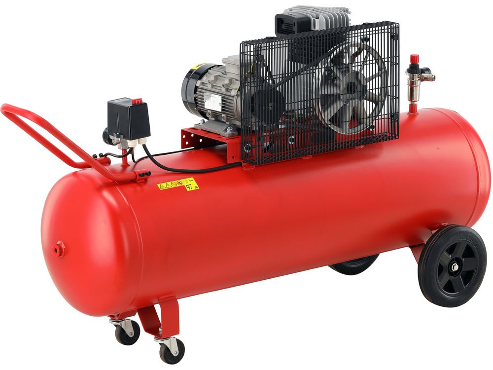 COMPRESOR ULEI CU CUREA YATO YT - 23321 , 400V , 200L ,3.0CP , 1100 rpm ,360 l/min YATO - scule electrice si unelte profesionale - BricoMart