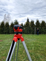 OPTIKAI SZINTMÉRŐ 32X + ÁLLVÁNY + ÁLLVÁNY YATO YT-30553, 100 M 