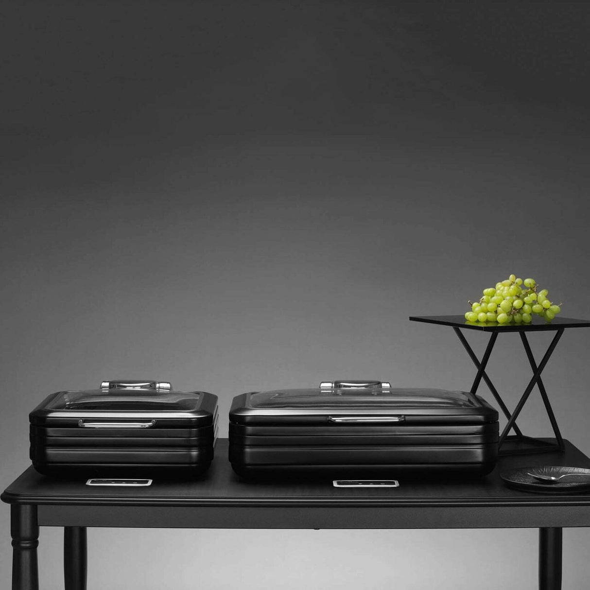 Încălzitor cu inducție cu capac din sticlă De Luxe Black, GN 1/1 Fine Dine