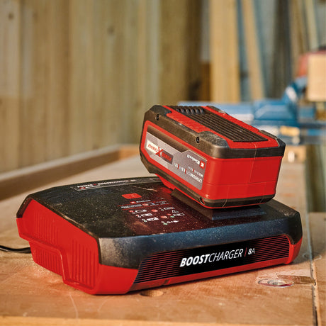 Incarcator original Einhell Power X - Boostcharger 8A Power X - Change (Li - ion, potrivit pentru toti acumulatorii PXC, mod boost pentru o incarcare mai rapida, afisaj LED de stare cu 7 trepte) Einhell - scule electrice si unelte profesionale - BricoMart