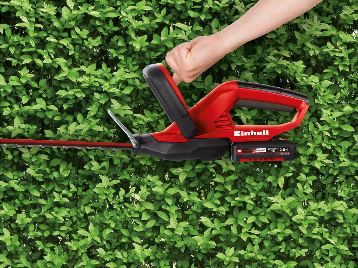Masina de tuns gard viu pe acumulator Einhell GC - CH 1846 Li - Solo Power X - Change (18 V, lungime de taiere 46 cm, distanta intre dinti 15 mm, maner ergonomic, fara acumulator Einhell - scule electrice si unelte profesionale - BricoMart