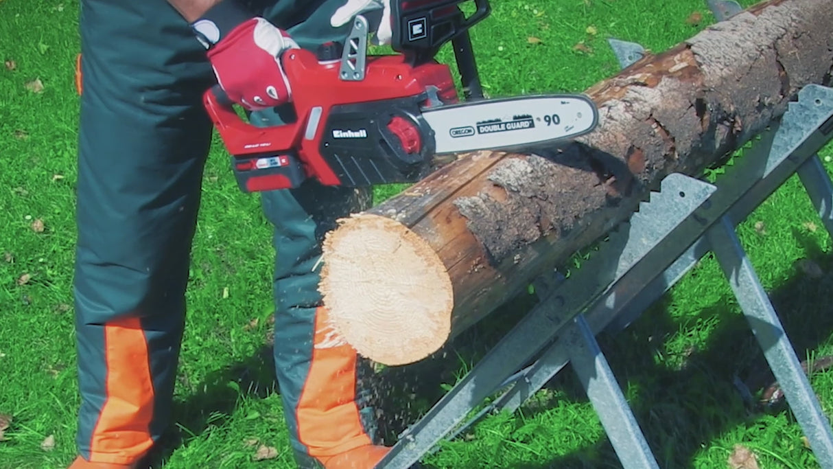 Drujba electrica / Fierastrau cu lant pe acumulator Einhell GE-LC 18/25 Li-Solo Power X-Change (18 V, lungime de taiere 23 cm, viteza lant 4,5 m/secunda, lubrifiere automata a lantului, tensionare lant fara unelte, fara acumulator