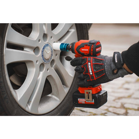 RAIDER Cheie impact 20V 1x4Ah 280Nm 1/2", 3/8" RDI - IBW03 SET Motor fara perii Functie de schimbare a sensului 4 trepte de reglare a cuplului si vitezei Iluminarea zonei de lucru cu Raider - scule electrice si unelte profesionale - BricoMart