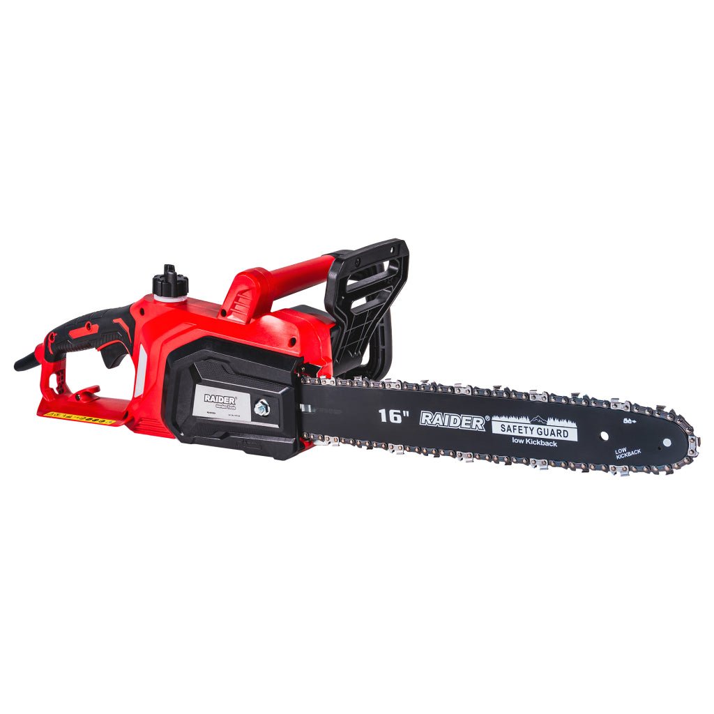 RAIDER Fierastrau cu lant 400mm 2400W 3/8".050" (1.3mm) 57 RD - ECS29 Raspuns rapid al franei de urgenta Ungerea automata a lantului Monitorizare usoara a nivelului de ulei Raider - scule electrice si unelte profesionale - BricoMart