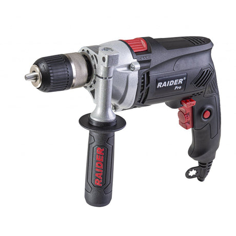 RAIDER Masina de gaurit cu percutie 910W 13mm RD - ID42 Black Edition Sistem de prindere rapidă din metal Functie de impact Viteza reglabila Comutator de sens Buton de blocare in pozitia por Raider - scule electrice si unelte profesionale - BricoMart