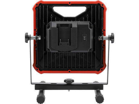 REFLECTOR CU ACUMULATOR YATO YT - 82966 , 5000LM 18V , 50 W , LED - uri COB , bateria nu este inclusa YATO - scule electrice si unelte profesionale - BricoMart