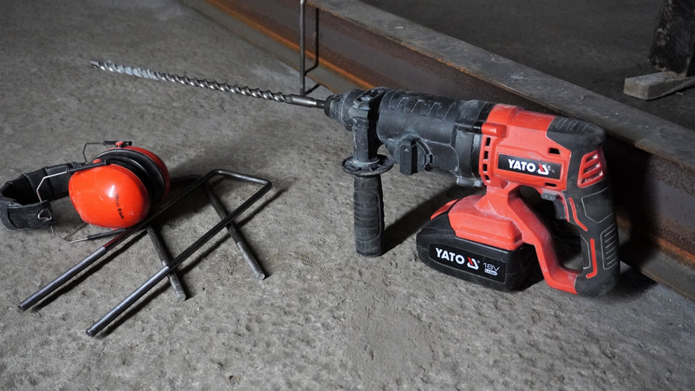 SDS+ FÚRÓKALAPÁCS, YATO YT-82772 18V, AKKUMULÁTOR NÉLKÜL 