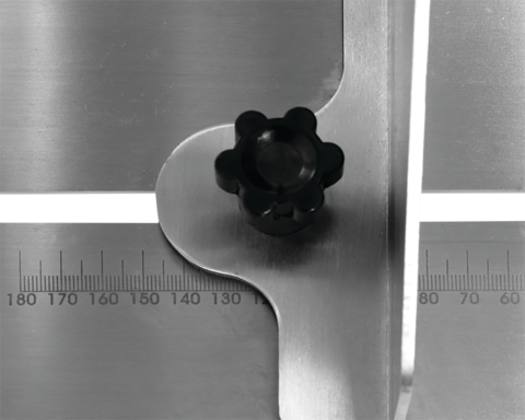 YATO YG-03392 HÚS- ÉS CSONTVÁGÓ, 1650MM 
