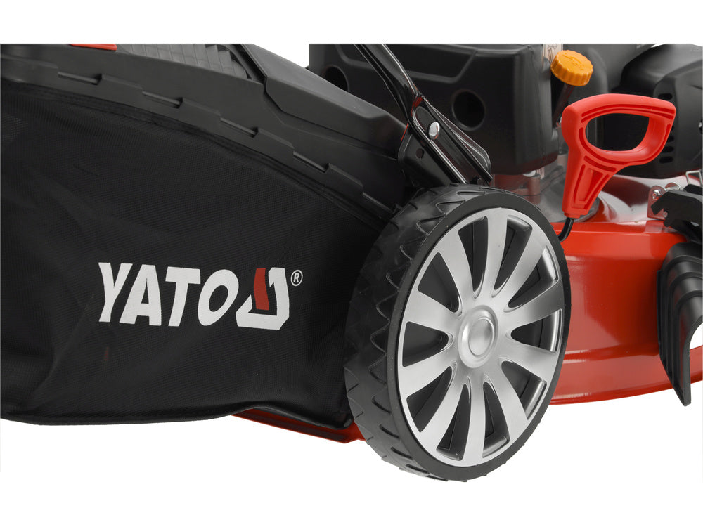ÖNJÁRÓ BENZINMOTOROS FŰNYÍRÓ YATO YT-85537, 56CM, 4,5KW 