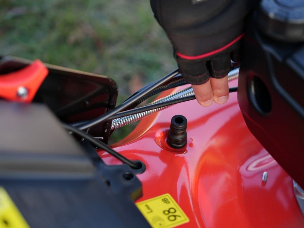 ÖNJÁRÓ BENZINMOTOROS FŰNYÍRÓ YATO YT-85537, 56CM, 4,5KW 