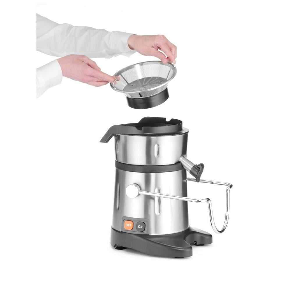 Storcator de fructe si legume 120 kg de fructe sau legume pe ora, viteza de rotatie 3000 rpm, recipient reziduri 7 litri, Hendi, dim.250x410x(H)530 mm