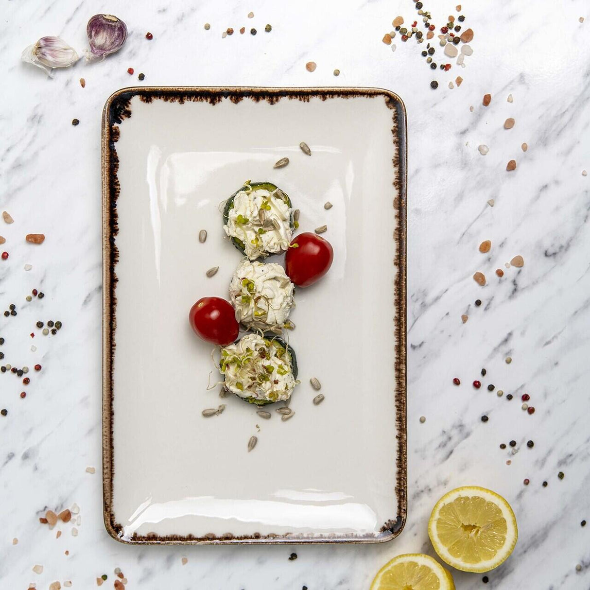 Farfurie dreptunghiulară Vanilie, 300x150 mm Fine Dine