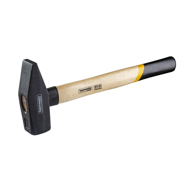 TOP MASTER PRO Ciocan lacatus cu maner lemn 2000g TMP Capul ciocanului este fabricat din oțel C45 călit prin inducție Mâner ergonomic din lemn Marginile rotunjite Standard de Top Master Pro - scule electrice si unelte profesionale - BricoMart