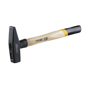 TOP MASTER PRO Ciocan lacatus cu maner lemn 400g TMP Capul ciocanului este fabricat din oțel C45 călit prin inducție Mâner ergonomic din lemn Marginile rotunjite Standard de Top Master Pro - scule electrice si unelte profesionale - BricoMart