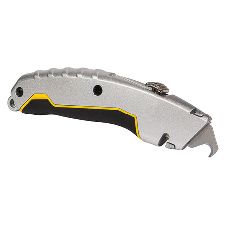 TOP MASTER PRO Cutter multifunctional cu 5 lame carlig TMP Cutitul utilitar TMP cu lama in forma de carlig este un instrument specializat, conceput pentru taierea sigura a materia Top Master Pro - scule electrice si unelte profesionale - BricoMart