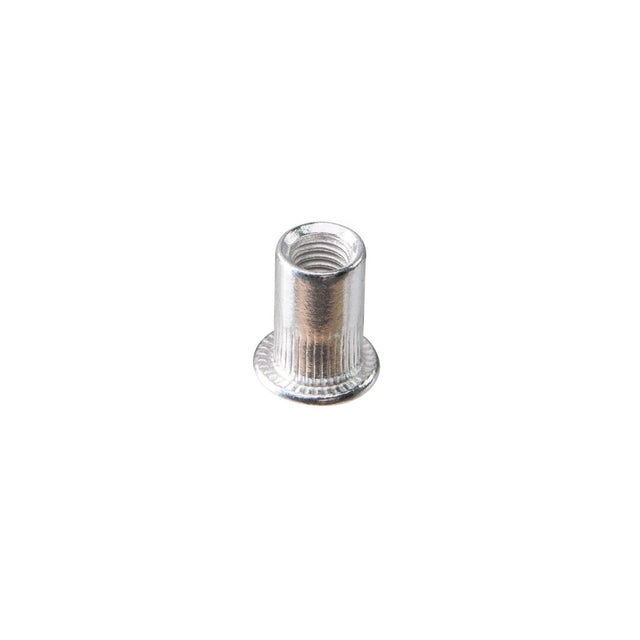 TOP MASTER PRO Nituri tip piulita 6mm 50buc TMP Se folosesc la asamblarea tablei, otelului, aluminiului, plasticului, fibrei de sticla etc. Top Master Pro - scule electrice si unelte profesionale - BricoMart