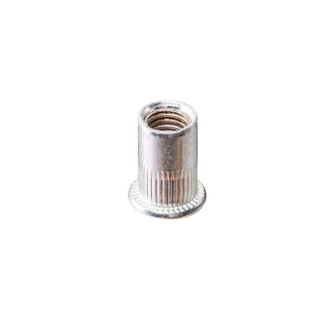 TOP MASTER PRO Nituri tip piulita 8mm 25buc TMP Se folosesc la asamblarea tablei, otelului, aluminiului, plasticului, fibrei de sticla etc. Top Master Pro - scule electrice si unelte profesionale - BricoMart