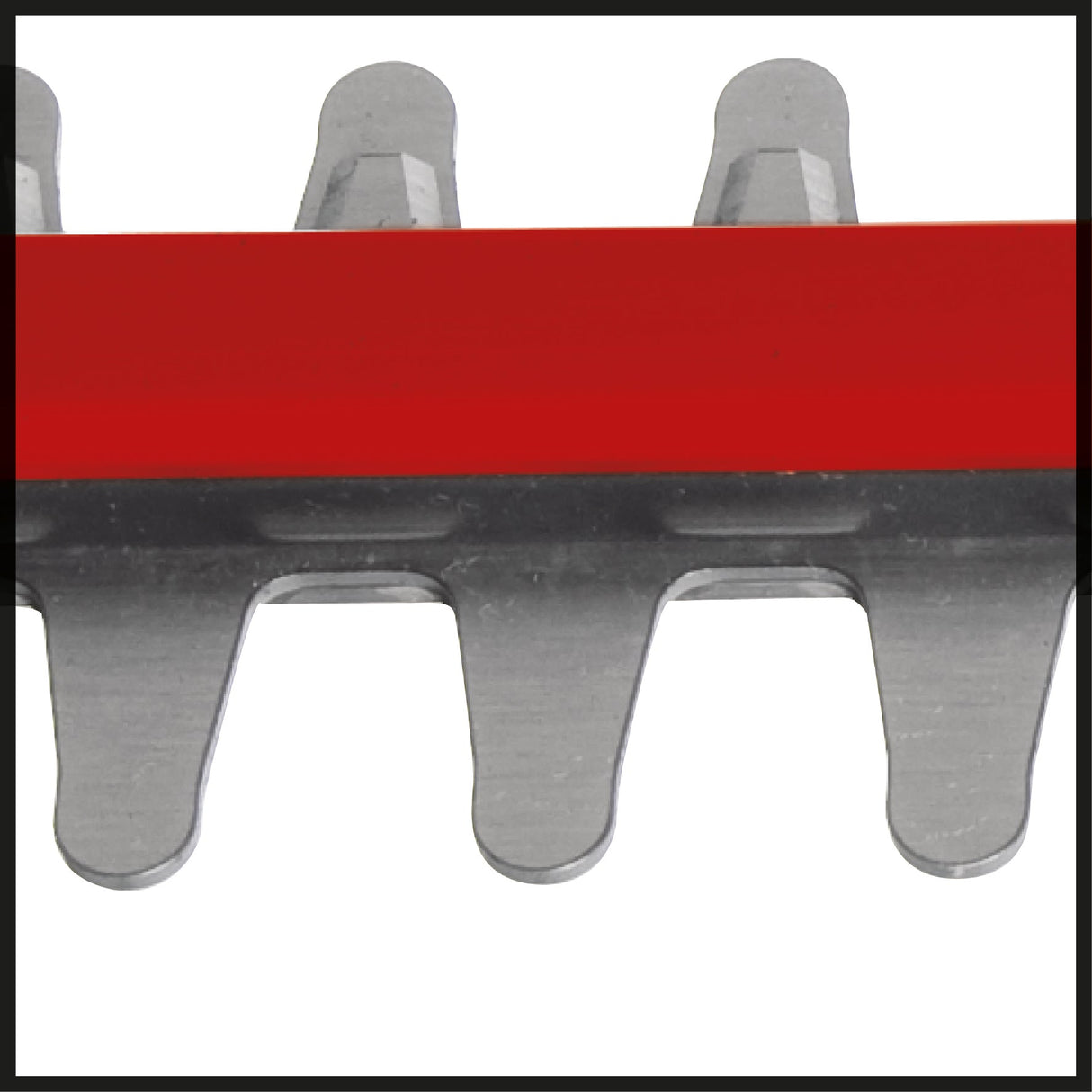 Trimmer electric pentru gard viu Einhell GE - EH 7067 (700 W, lama din otel slefuit cu diamant, taiat cu laser, angrenaj metalic, protectie la impact, inclusiv protectie la taietor Einhell - scule electrice si unelte profesionale - BricoMart