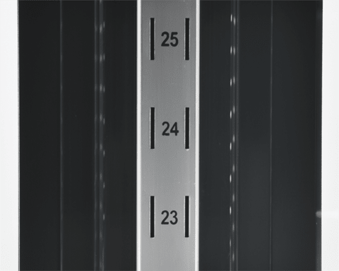 VITRINA FIRGORIFICA PRAJITURI, YATO YG-05094 100L, 48X48X103CM YATO - scule electrice si unelte profesionale - BricoMart