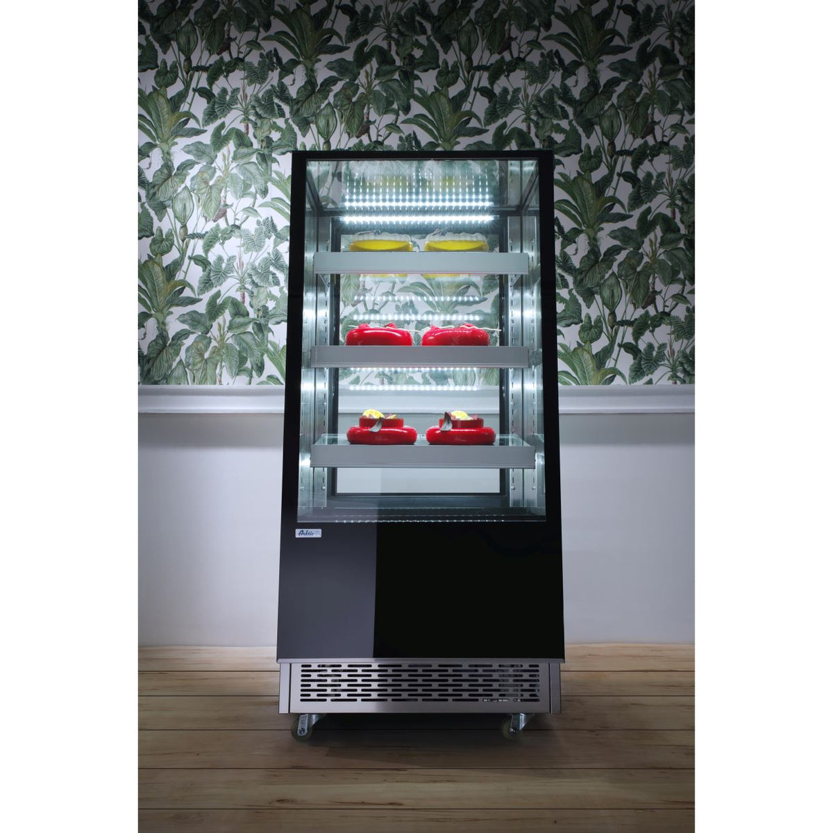 Vitrina frigorifica de prezentare interval temp. 2/6?C, 480 W corp inox, ARKTIC by Hendi, 650x805x(H)1445 mm, 300 Litri, Clasa energetica C